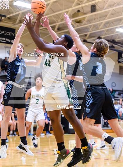 Thumbnail 3 in Eastern Randolph vs Oak Grove (Davidson-Randolph Christmas Classic) photogallery.