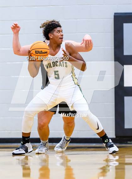 Thumbnail 3 in Eastern Randolph vs Oak Grove (Davidson-Randolph Christmas Classic) photogallery.
