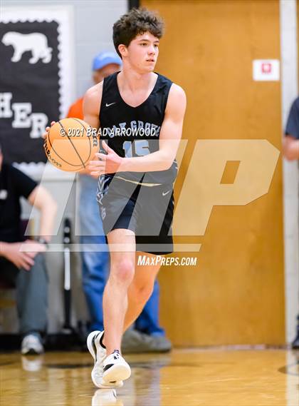 Thumbnail 1 in Eastern Randolph vs Oak Grove (Davidson-Randolph Christmas Classic) photogallery.