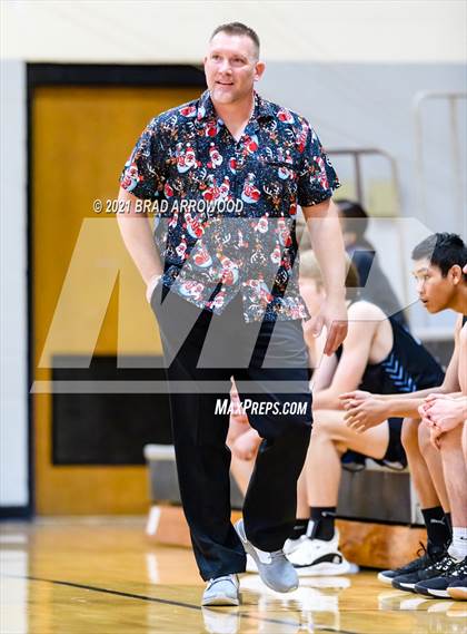 Thumbnail 3 in Eastern Randolph vs Oak Grove (Davidson-Randolph Christmas Classic) photogallery.