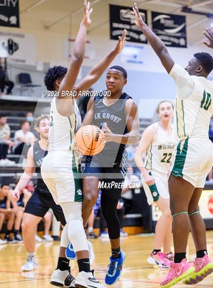 Thumbnail 1 in Eastern Randolph vs Oak Grove (Davidson-Randolph Christmas Classic) photogallery.