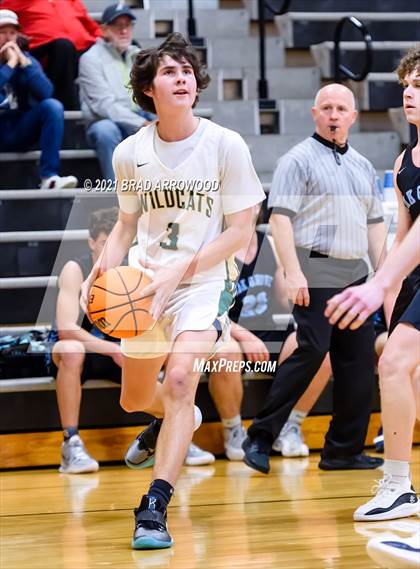 Thumbnail 3 in Eastern Randolph vs Oak Grove (Davidson-Randolph Christmas Classic) photogallery.