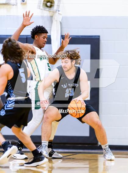 Thumbnail 1 in Eastern Randolph vs Oak Grove (Davidson-Randolph Christmas Classic) photogallery.