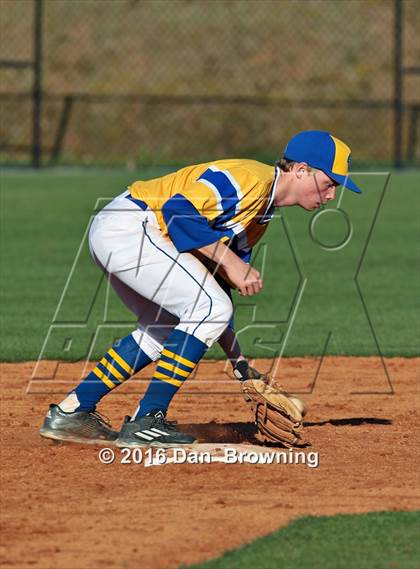 Thumbnail 1 in Carter @ Gatlinburg-Pittman photogallery.