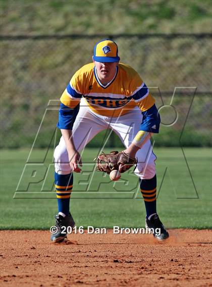 Thumbnail 2 in Carter @ Gatlinburg-Pittman photogallery.
