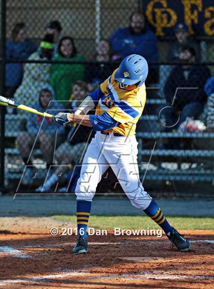 Thumbnail 1 in Carter @ Gatlinburg-Pittman photogallery.