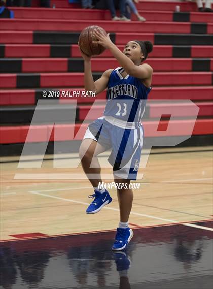 Thumbnail 3 in Wheatland vs. Middletown photogallery.