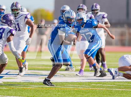 Thumbnail 2 in Lufkin vs Westbury (UIL Football 5A D1 Bi-District) photogallery.