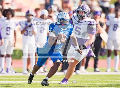 Thumbnail 2 in Lufkin vs Westbury (UIL 5A D1 Football Bi-District) photogallery.