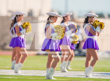 Thumbnail 3 in Lufkin vs Westbury (UIL 5A D1 Football Bi-District) photogallery.