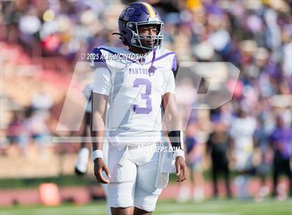 Thumbnail 1 in Lufkin vs Westbury (UIL Football 5A D1 Bi-District) photogallery.