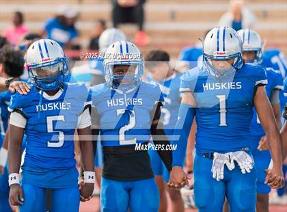 Thumbnail 3 in Lufkin vs Westbury (UIL 5A D1 Football Bi-District) photogallery.