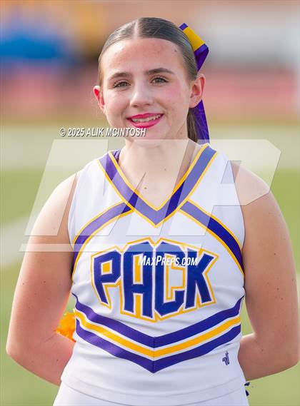 Thumbnail 1 in Lufkin vs Westbury (UIL 5A D1 Football Bi-District) photogallery.