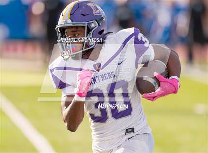 Thumbnail 1 in Lufkin vs Westbury (UIL 5A D1 Football Bi-District) photogallery.