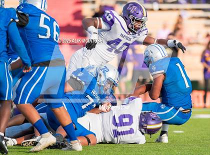 Thumbnail 1 in Lufkin vs Westbury (UIL Football 5A D1 Bi-District) photogallery.