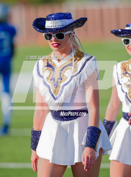 Thumbnail 1 in Lufkin vs Westbury (UIL 5A D1 Football Bi-District) photogallery.