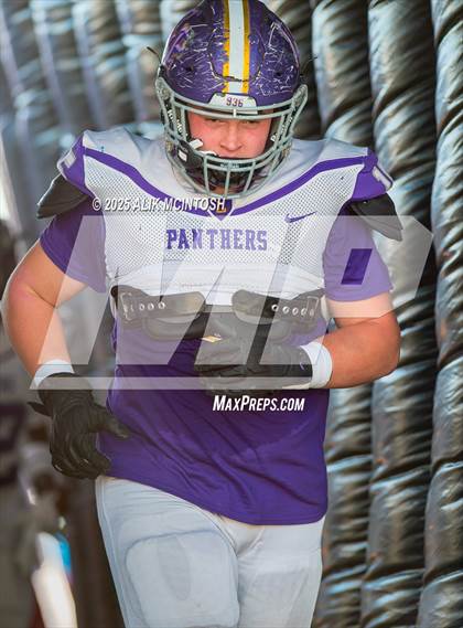 Thumbnail 2 in Lufkin vs Westbury (UIL Football 5A D1 Bi-District) photogallery.