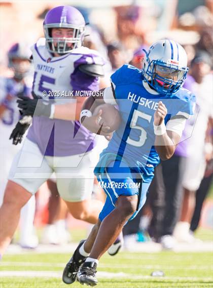 Thumbnail 1 in Lufkin vs Westbury (UIL 5A D1 Football Bi-District) photogallery.
