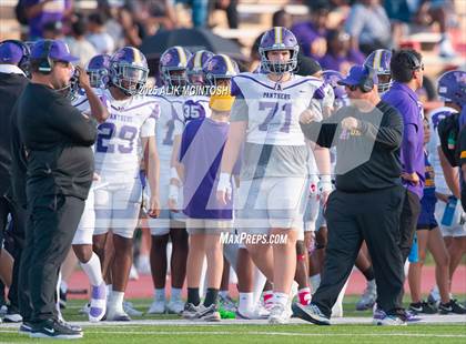 Thumbnail 2 in Lufkin vs Westbury (UIL Football 5A D1 Bi-District) photogallery.