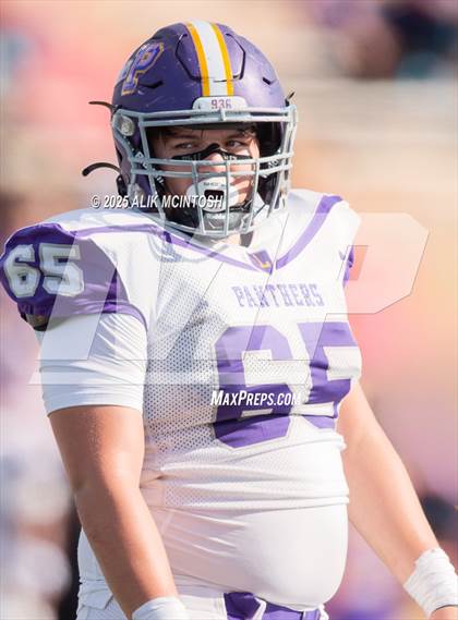 Thumbnail 2 in Lufkin vs Westbury (UIL Football 5A D1 Bi-District) photogallery.