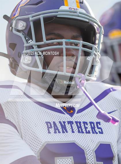 Thumbnail 3 in Lufkin vs Westbury (UIL Football 5A D1 Bi-District) photogallery.