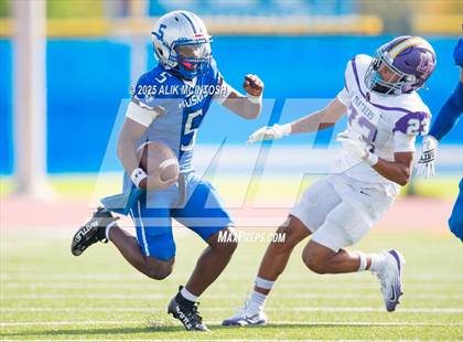 Thumbnail 1 in Lufkin vs Westbury (UIL 5A D1 Football Bi-District) photogallery.