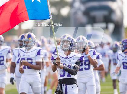 Thumbnail 1 in Lufkin vs Westbury (UIL Football 5A D1 Bi-District) photogallery.