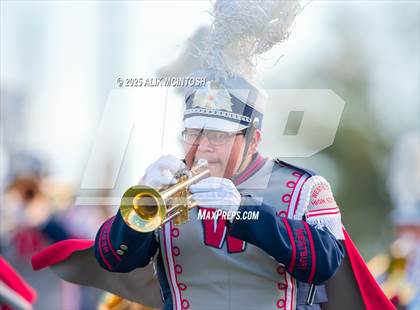 Thumbnail 1 in Lufkin vs Westbury (UIL 5A D1 Football Bi-District) photogallery.