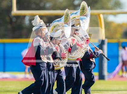Thumbnail 1 in Lufkin vs Westbury (UIL 5A D1 Football Bi-District) photogallery.