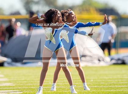 Thumbnail 3 in Lufkin vs Westbury (UIL Football 5A D1 Bi-District) photogallery.