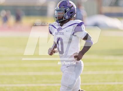 Thumbnail 2 in Lufkin vs Westbury (UIL Football 5A D1 Bi-District) photogallery.