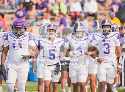 Thumbnail 1 in Lufkin vs Westbury (UIL Football 5A D1 Bi-District) photogallery.