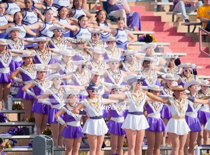 Thumbnail 2 in Lufkin vs Westbury (UIL 5A D1 Football Bi-District) photogallery.
