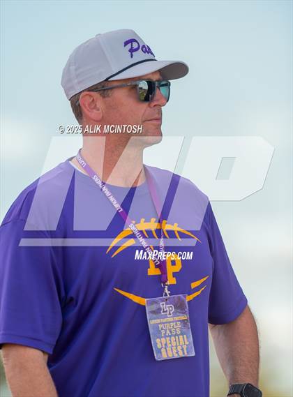 Thumbnail 3 in Lufkin vs Westbury (UIL Football 5A D1 Bi-District) photogallery.