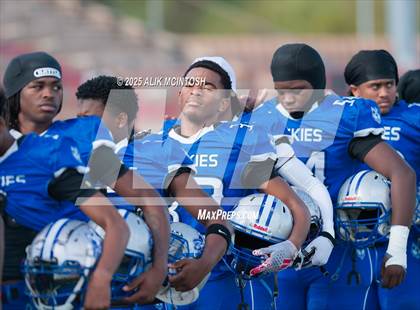 Thumbnail 1 in Lufkin vs Westbury (UIL Football 5A D1 Bi-District) photogallery.