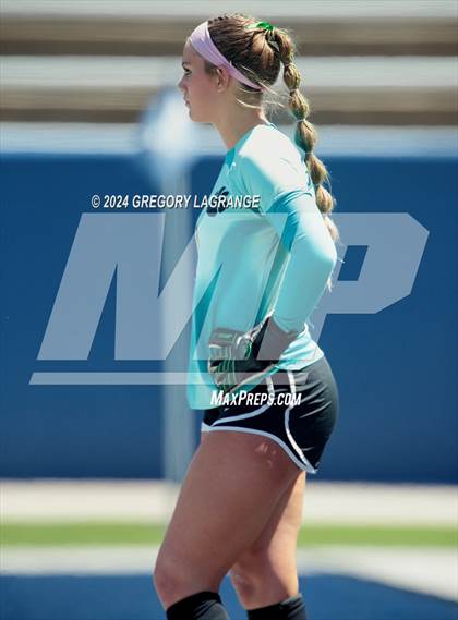 Thumbnail 3 in Marcus vs Frenship (UIL 6A Soccer Regional Semifinals) photogallery.
