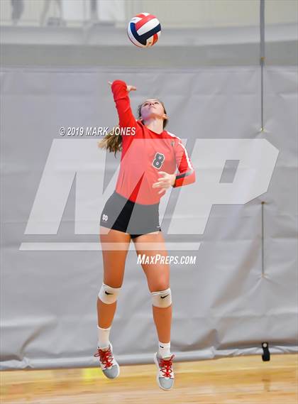 Thumbnail 2 in Mater Dei vs. Marymount (Nike Tournament of Champions) photogallery.