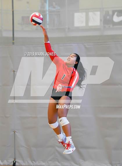 Thumbnail 1 in Mater Dei vs. Marymount (Nike Tournament of Champions) photogallery.