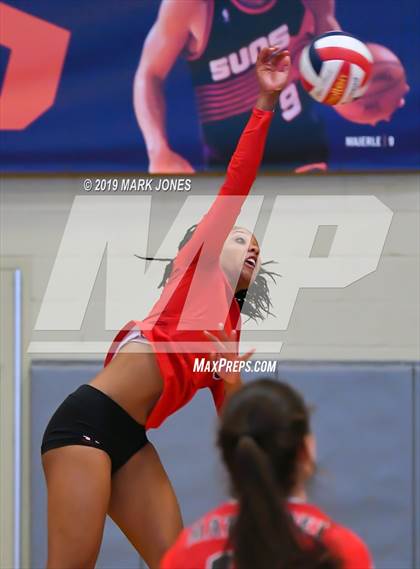 Thumbnail 2 in Mater Dei vs. Marymount (Nike Tournament of Champions) photogallery.