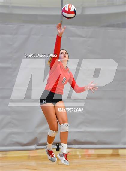 Thumbnail 1 in Mater Dei vs. Marymount (Nike Tournament of Champions) photogallery.