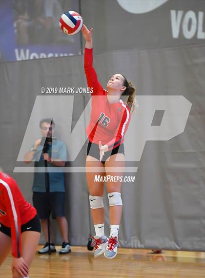 Thumbnail 2 in Mater Dei vs. Marymount (Nike Tournament of Champions) photogallery.
