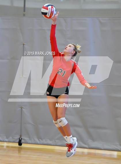 Thumbnail 1 in Mater Dei vs. Marymount (Nike Tournament of Champions) photogallery.