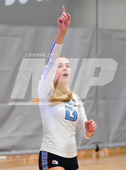 Thumbnail 1 in Mater Dei vs. Marymount (Nike Tournament of Champions) photogallery.