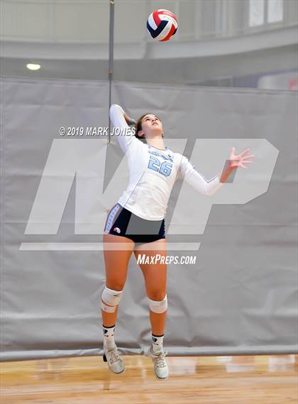 Thumbnail 3 in Mater Dei vs. Marymount (Nike Tournament of Champions) photogallery.