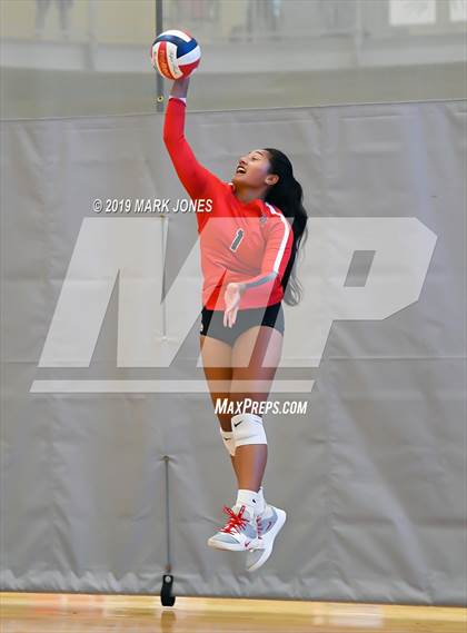 Thumbnail 2 in Mater Dei vs. Marymount (Nike Tournament of Champions) photogallery.