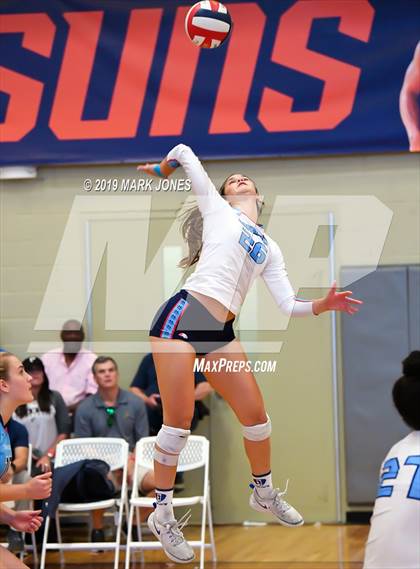 Thumbnail 1 in Mater Dei vs. Marymount (Nike Tournament of Champions) photogallery.