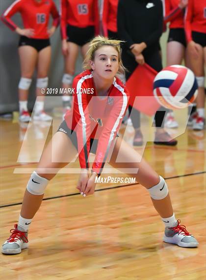 Thumbnail 2 in Mater Dei vs. Marymount (Nike Tournament of Champions) photogallery.