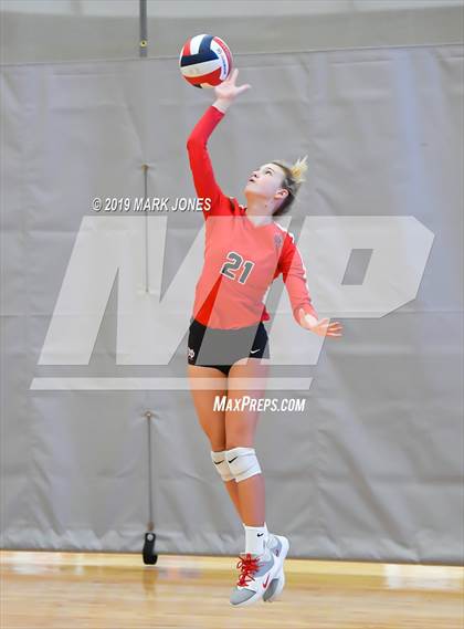 Thumbnail 2 in Mater Dei vs. Marymount (Nike Tournament of Champions) photogallery.