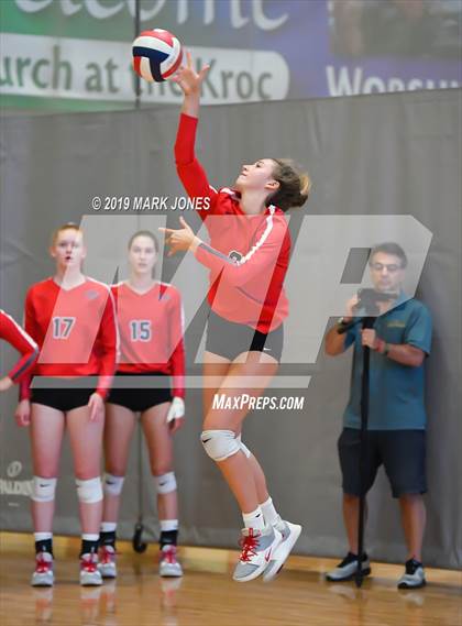 Thumbnail 1 in Mater Dei vs. Marymount (Nike Tournament of Champions) photogallery.