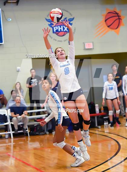 Thumbnail 2 in Mater Dei vs. Marymount (Nike Tournament of Champions) photogallery.
